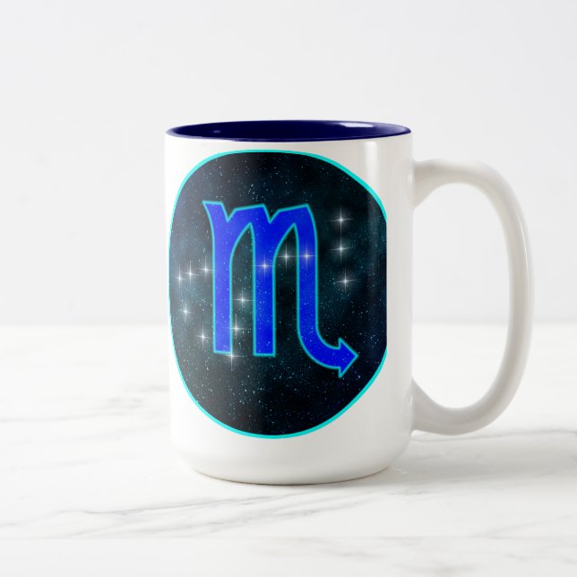 Skorpion hat Tasse in der Hauptrolle (Rechts)