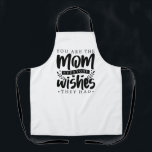 Skriptbester Mama Typografie Schürze<br><div class="desc">Feiern Sie die unglaubliche Mama in Ihrem Leben mit der Script Best Mama Typografy Schürze, einem stilvollen und herzlichen Küchenaccessoire. Mit dem rührenden Satz: "Du bist die Mama, die jeder haben möchte." kombiniert diese Schürze Eleganz und Gefühle in einem wunderschönen Script-Schriftart und macht sie zu einem perfekten Geschenk für die...</div>