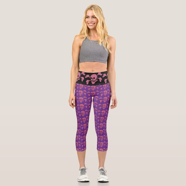 Skull and Crossbones  V2 Capri Leggings (Vorderseite)