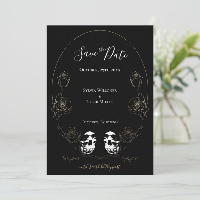 Skull Floral Black Gothic Hochzeit Save The Date (Stehend Vorderseite)