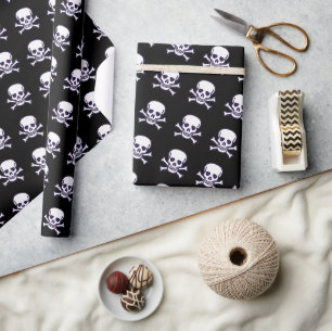 Skull in Bones schwarz glänzendes Packpapier