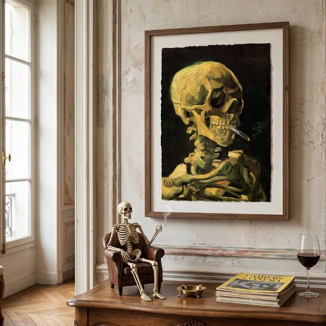 Skull mit brennender Zigarette von Vincent van Gog Poster (Skull with Burning Cigarette by Vincent van Gogh is a vintage fine art post impressionism painting.)