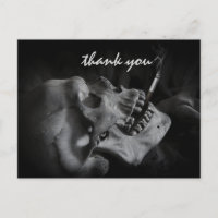 Skull Rauchen eine Zigarette Vielen Dank