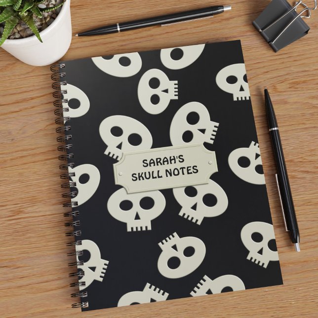 Skull School Notes Black Personalisiertes Notebook Notizblock (Back to School!  Just add your name to this cute skull pattern notebook)