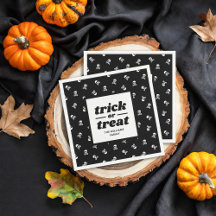 Skull und Crossbones Mit Monogramm Trick oder Tret