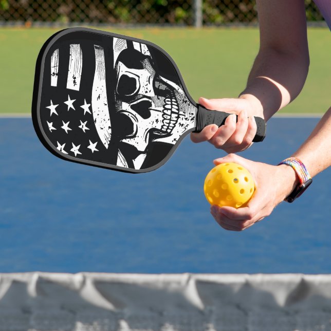 Skull Wear USA Hat Black & White Pickleball Schläger (InSitu)