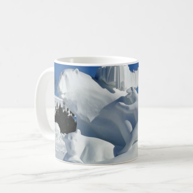 Skulptur des Polarbärensschnees, Quebec, Kanada Kaffeetasse (Vorderseite Links)