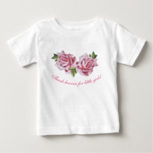 Skulpturale Rose auf einem Kleinkind-T - Shirt