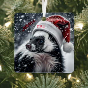 Skunk in Weihnachtsmannmütze Keramik Ornament