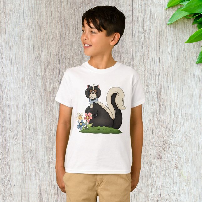 Skunk mit Blume T-Shirt (Von Creator hochgeladen)