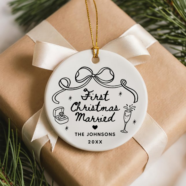 Skurril Handgezeichnete Erste Weihnachten Verheira Keramik Ornament (Von Creator hochgeladen)