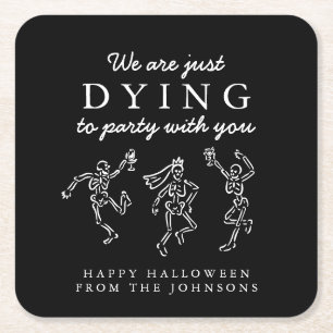 Skurrile handgezeichnete Skelette Halloween-Party Rechteckiger Pappuntersetzer