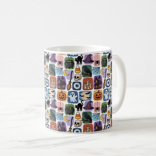 Skurriles Halloween-Patchwork-Muster Kaffeetasse (VorderseiteRechts)