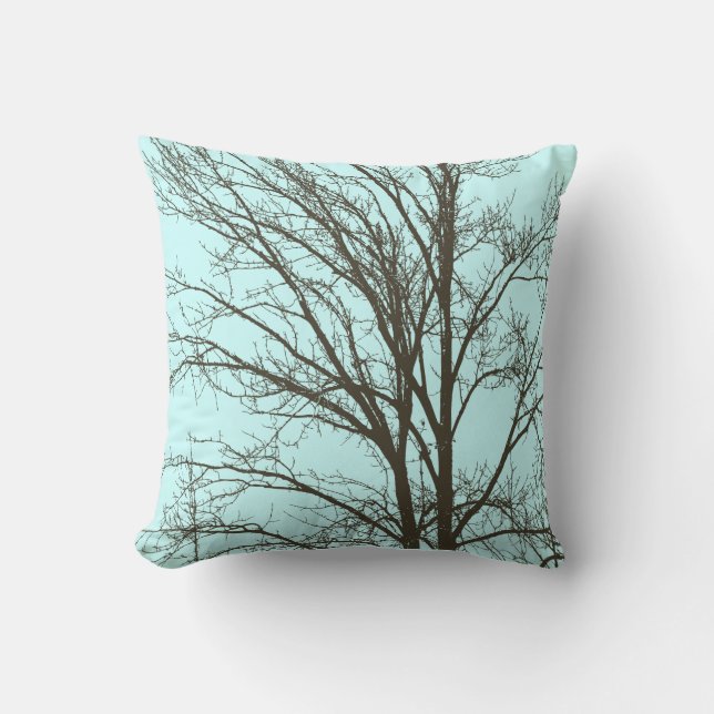 Sky Blue Brown Rustic Tree Branches Kissen (Vorderseite)