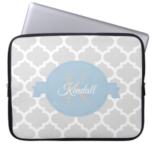 Sky Blue Quatrefoil Personalisiert Laptopschutzhülle