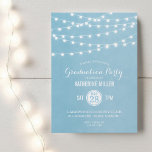 Sky Blue String Lights Graduation Party Einladung<br><div class="desc">Moderne Sommerabschlussfeier mit schlichter, eleganter Saitenleuchte, die über das Obergeschoss hängt und eine elegante Mischung aus modernen und kalligraphischen Script-Schriftart auf einem Imitat mit Aquarelltextur. Ein schlichtes und stilvolles Design, perfekt für den Sommer! Klicken Sie auf die Schaltfläche IT CUSTOMIZE, um Schriftart anzupassen, Text zu verschieben und Ihr eigenes einzigartiges...</div>