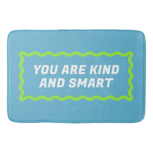 Sky Blue und Lime Green Wavy ermutigende Worte Badematte