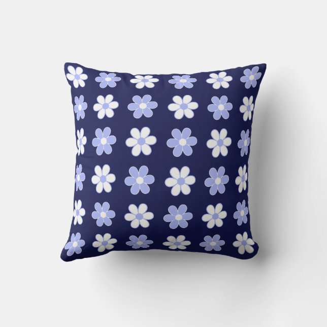 Sky Blue & White Blume auf Navy Blue Throw Kissen (Rückseite)