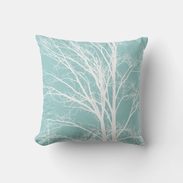 Sky Blue White Rustic Tree Branches Kissen (Vorderseite)