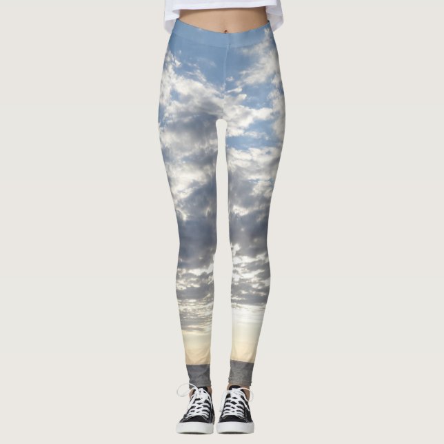 Sky & Clouds Leggings (Vorderseite)