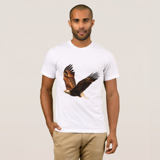 Sky Souvereign: Majestic Eagle T-Shirt