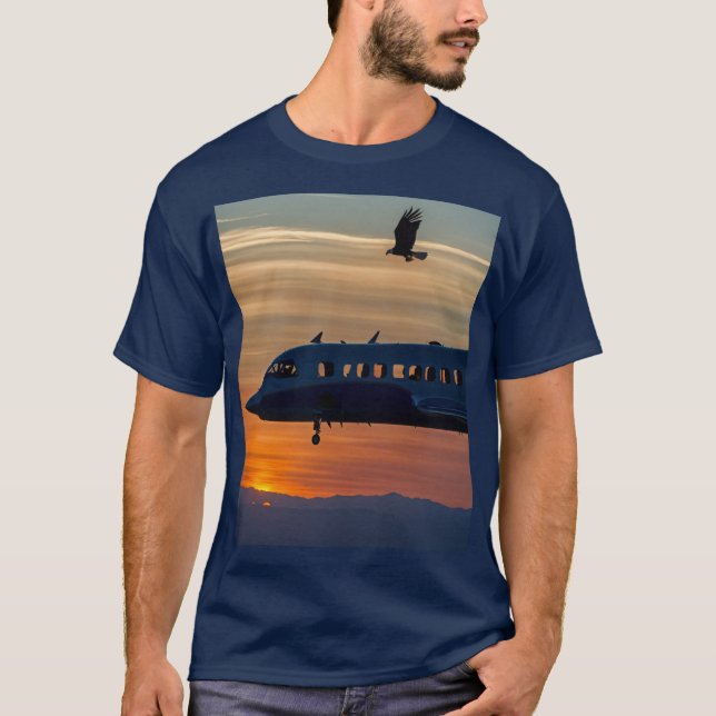 "Skybound Shadows - Eagle & Flugzeug Sunset T-Shir T-Shirt (Vorderseite)