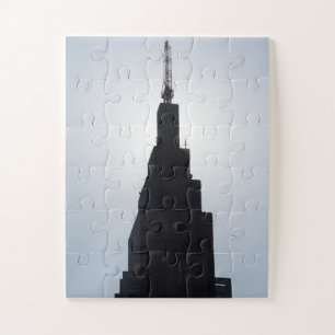 Skycraper Silhouette Shinjuku, Tokio, Japan 30-pc Puzzle
