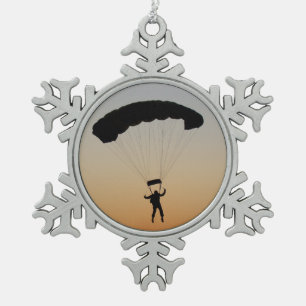 Skydiver Parachute bei Sunset Sky Diver Schneeflocken Zinn-Ornament