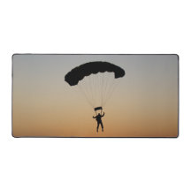 Skydiver Parachute bei Sunset Sky Diver