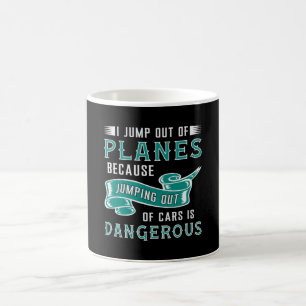 Skydiver springt aus Flugzeug Skydive Kaffeetasse
