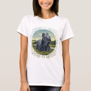 Skye Terrier in Pastorallandschaft T-Shirt
