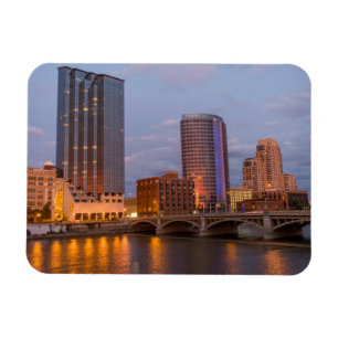 Skyline bei Dämmerung, am Grand River 2 Magnet