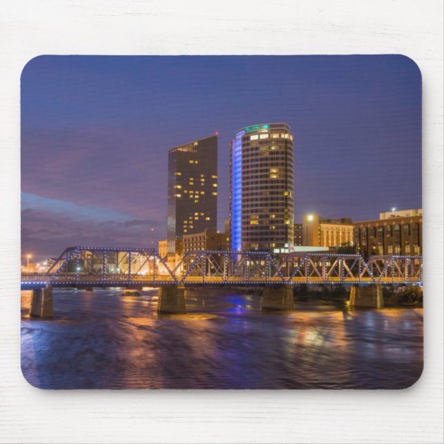 Skyline bei Dusk, am Grand River Mousepad (Vorne)