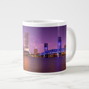 Skyline Jacksonvilles Florida nachts Jumbo-Tasse