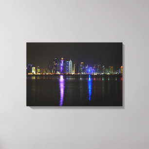 Skyline von Doha, Qatar am NachtLeinwanddruck Leinwanddruck