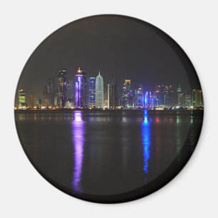 Skyline von Doha, Qatar am Nachtrunden Magneten Magnet