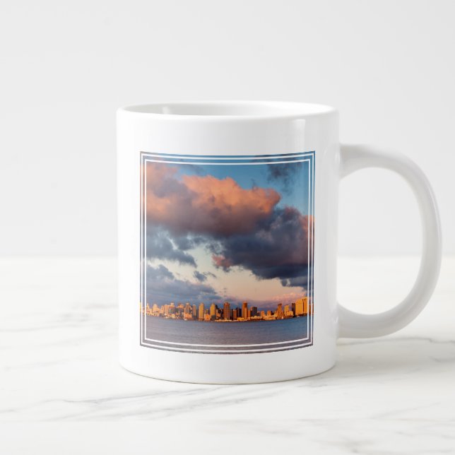 Skyline von San Diego Bay Jumbo-Tasse (Rechts)