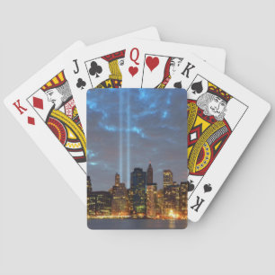 Skylineansicht der Stadt in der Nacht Spielkarten