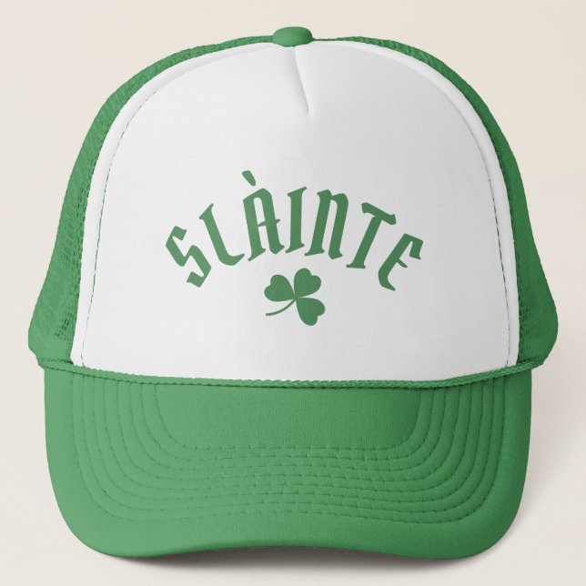 SLÀINTE Funny Irish St. Patrick's Day Green Clover Truckerkappe (Vorderseite)