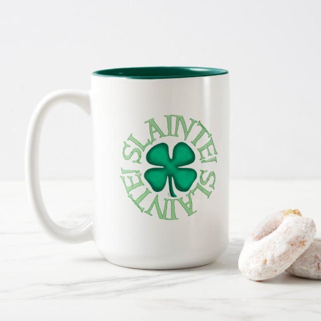 Slainte große zweifarbige Tasse (Mit Donut)
