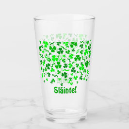 Sláinte Lucky Irish Shamrocks Personalized Pint Glas
