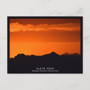 Slate Peak — Feuerrote Silhouette bei Sonnenunterg Postkarte