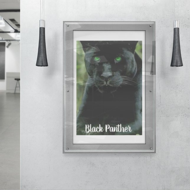 Sleek Black Panther Cat mit grünen Augen Poster (Von Creator hochgeladen)