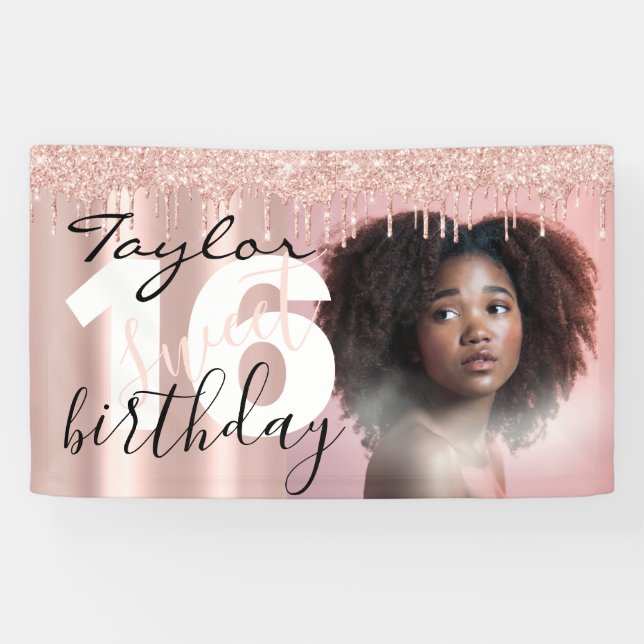 Sleek Chic 16. Geburtstag Foto Script Rose Gold Banner (Horizontal)