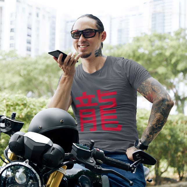 Sleek 'Live fierce, live free, live as a dragon' T-Shirt (Von Creator hochgeladen)