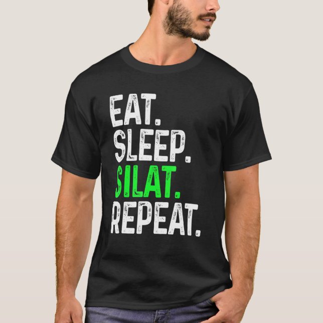 Sleep Silat Wiederholung des Kampfes der Kampfküns T-Shirt (Vorderseite)