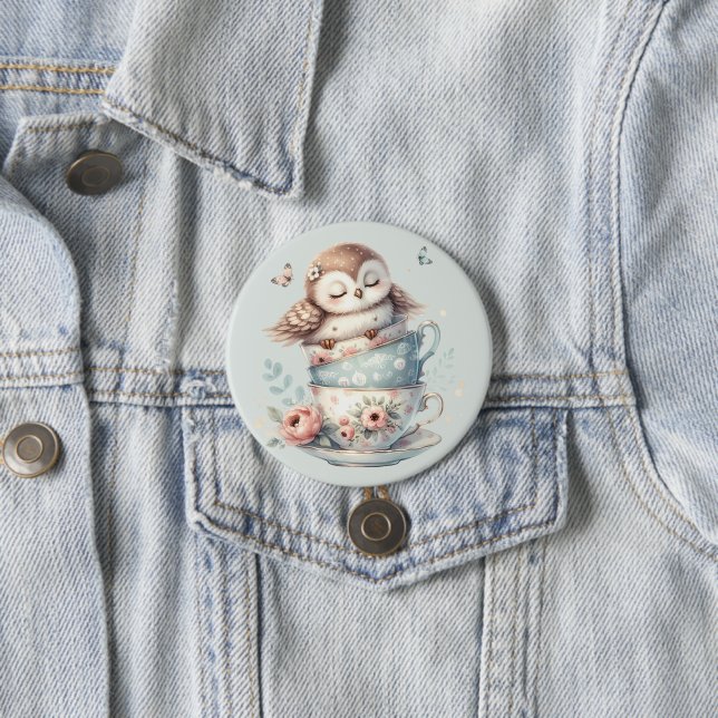 Sleeping Owl in Stacked Floral Teacups Button (Beispiel)