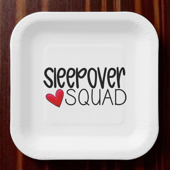 Sleepover Squad Herz-Party  Pappteller (Von Creator hochgeladen)