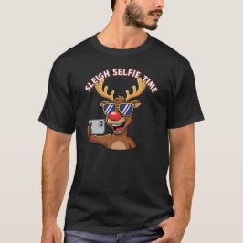 Sleigh Selfie Time Funny Reindeer Christmas Selfie T-Shirt