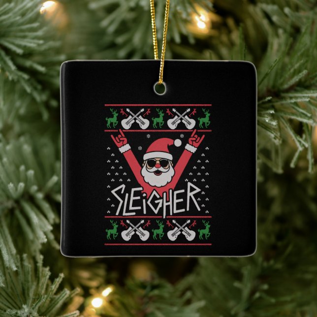 Sleigher Santa Christmas Rock n Roll Ugly Sweat Keramikornament (Baum)